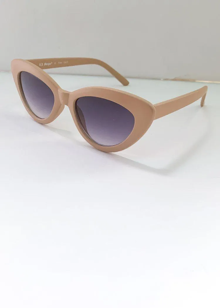 AJ Morgan Southside Honey Trendy Cat Eye Sunglass - Beige