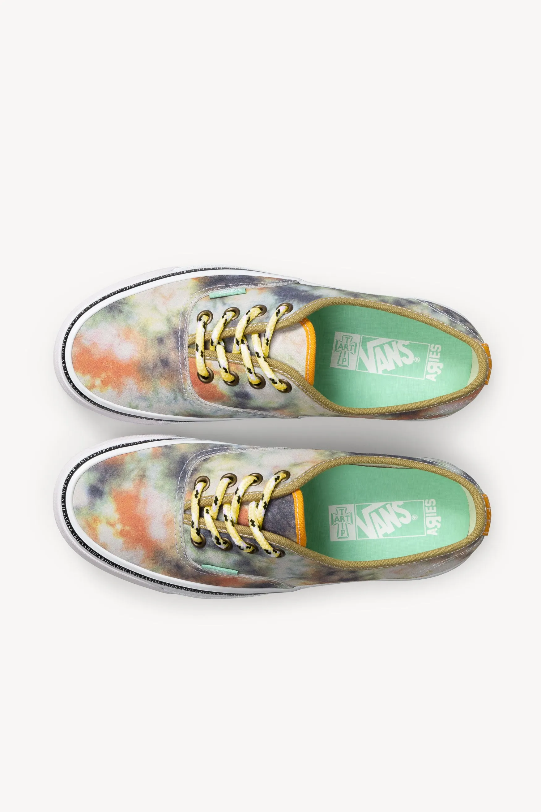 Aries x Vault by Vans Tie dye OG Authentic LX