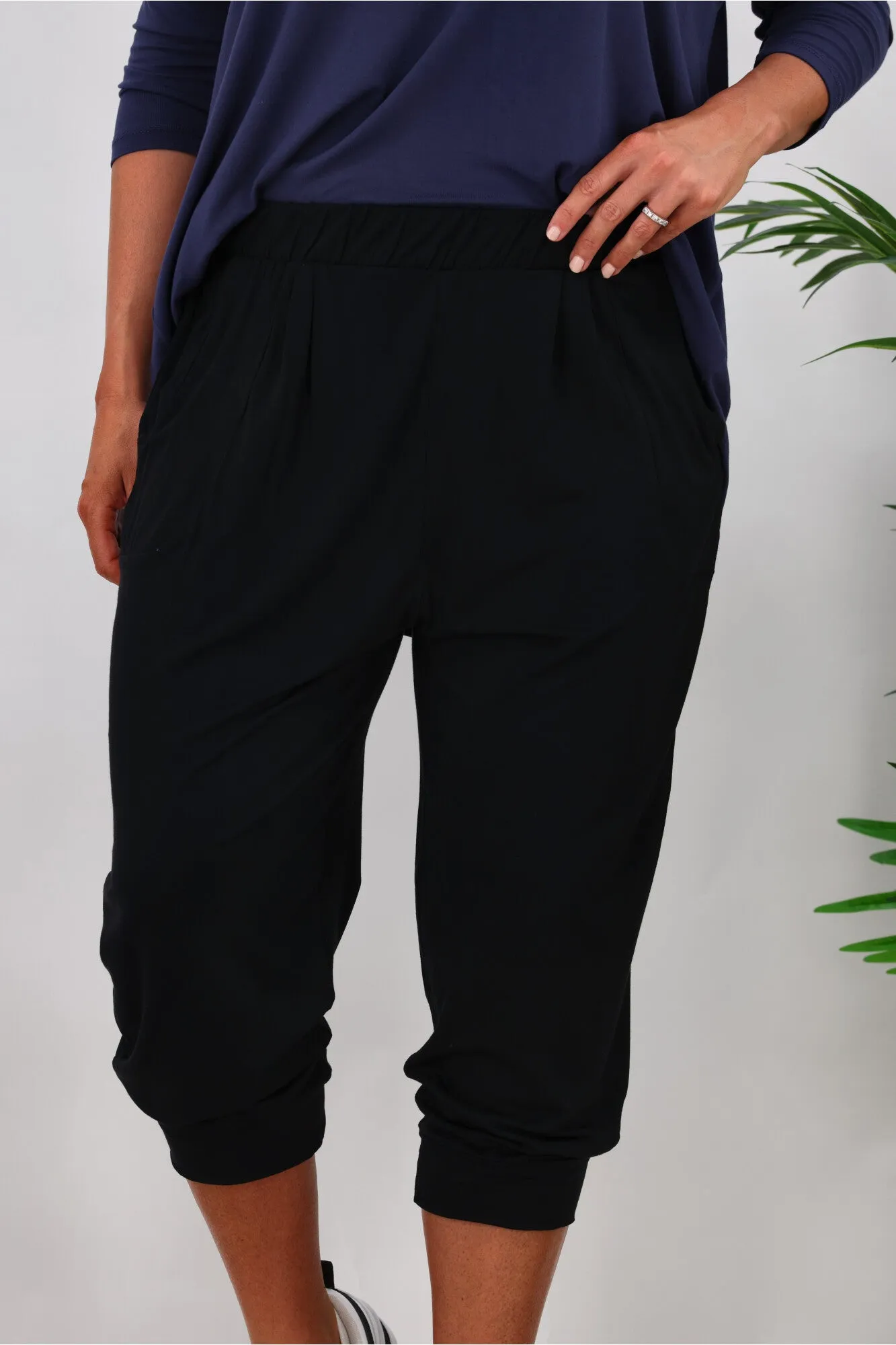 Betty Basics Tokyo 3/4 Pants Black