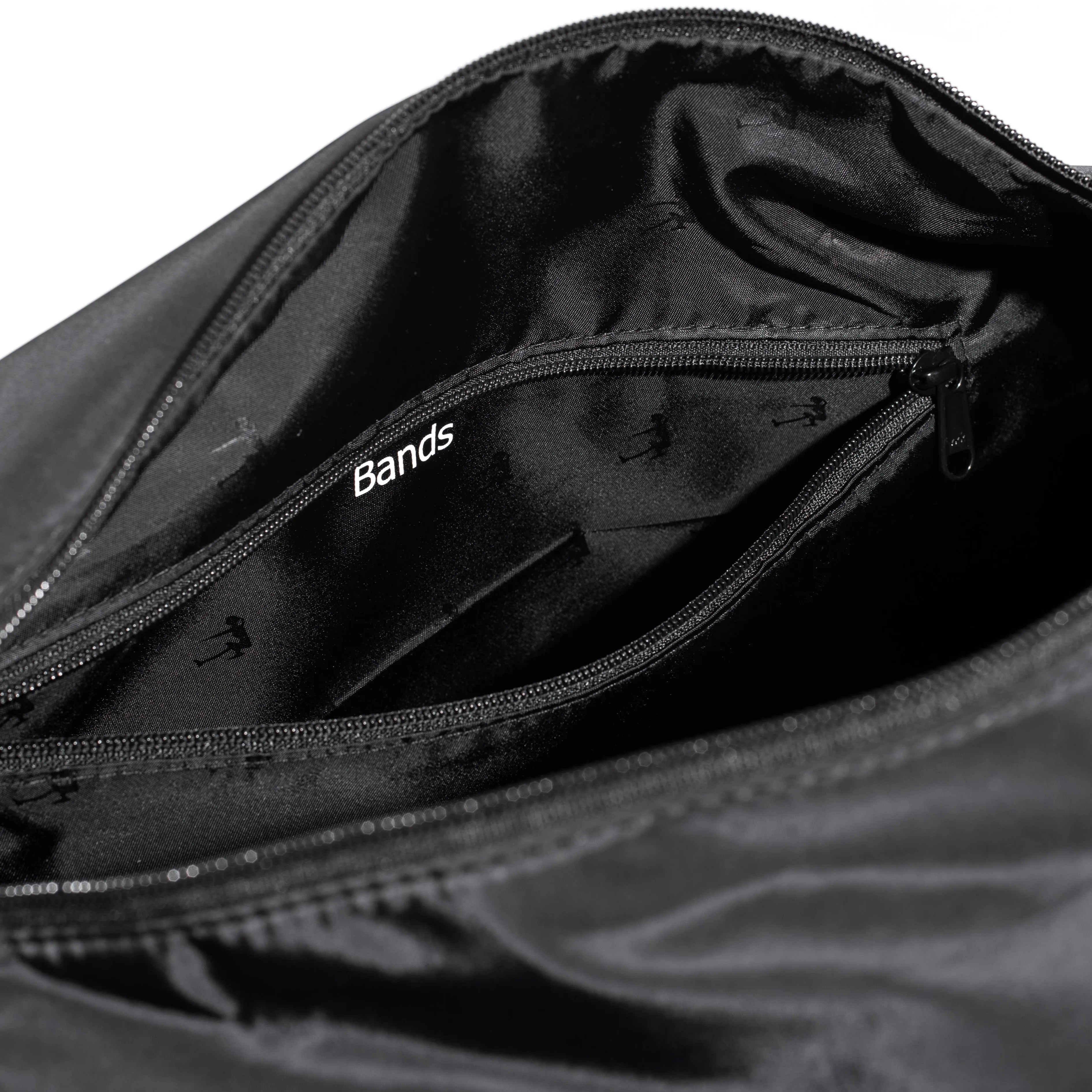 BLACK DUFFLE BAG