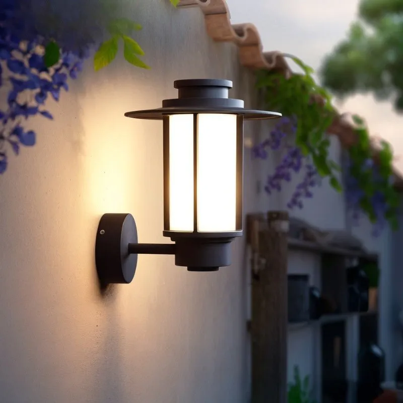 Brillare Outdoor Wall Lamp