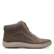 Clarks Women's Nalle LO AP