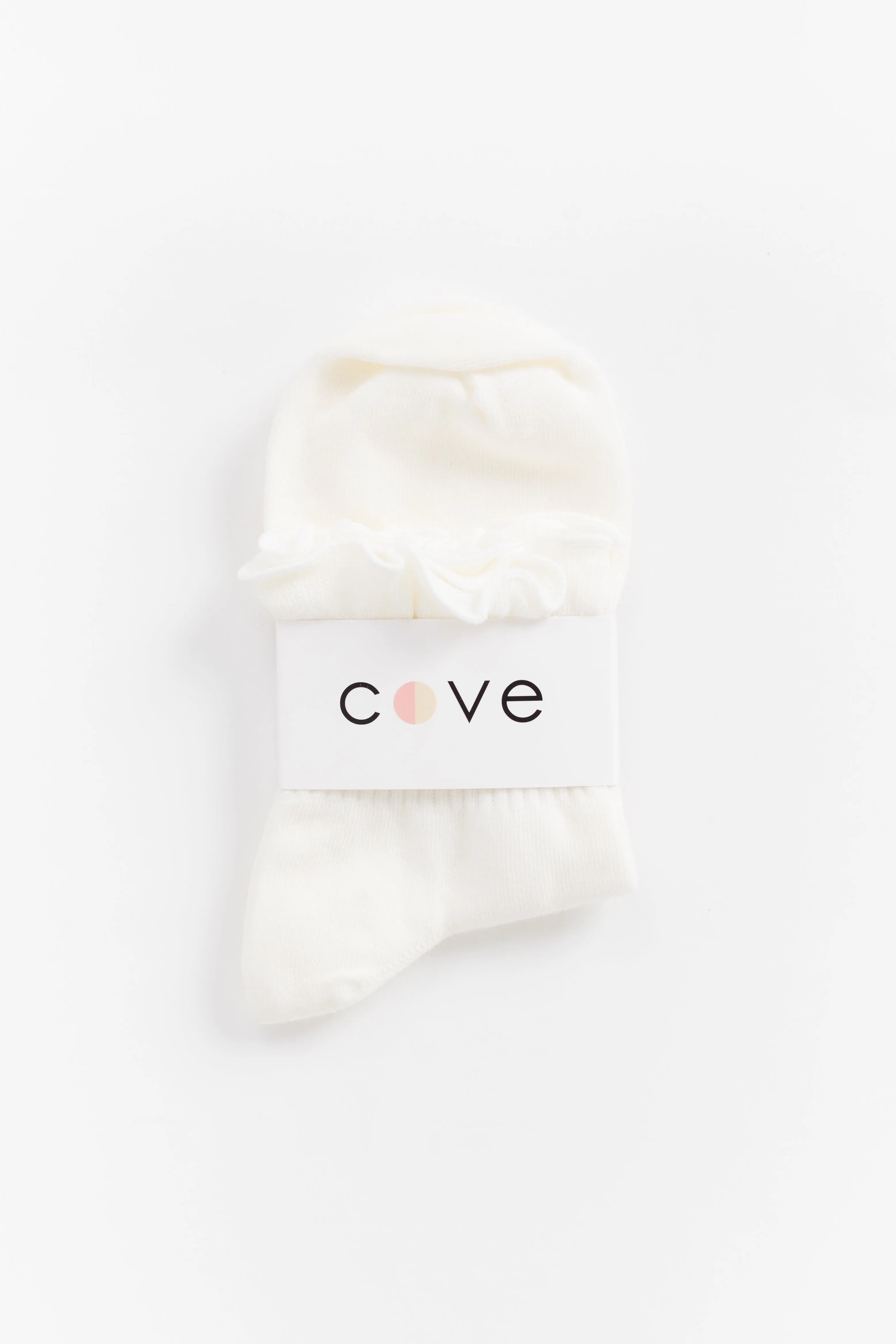 Cove Embroidered Ruffle Quarter