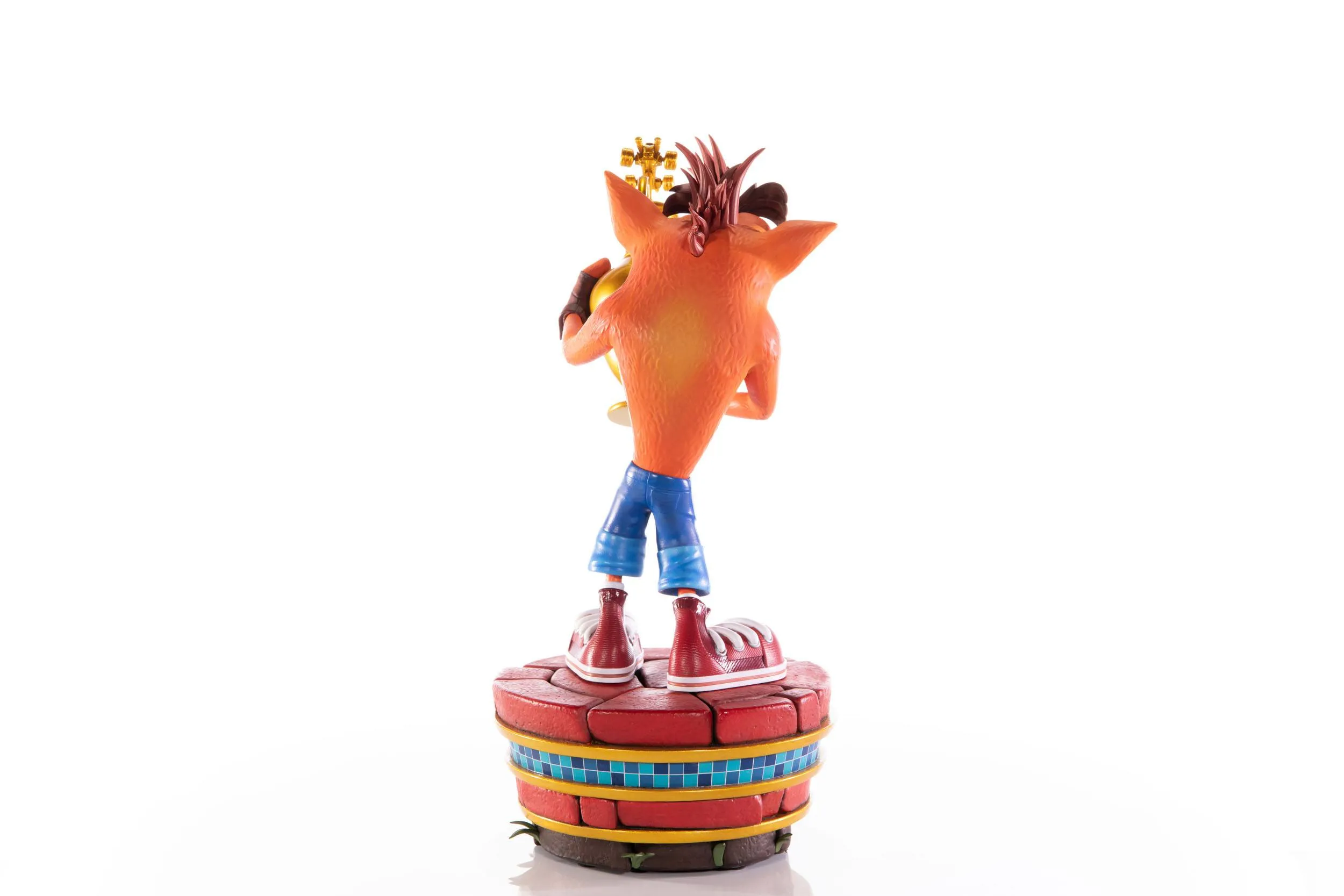 First 4 Figures Crash Team Racing Nitro-Fueled Crash (Winner) Statue