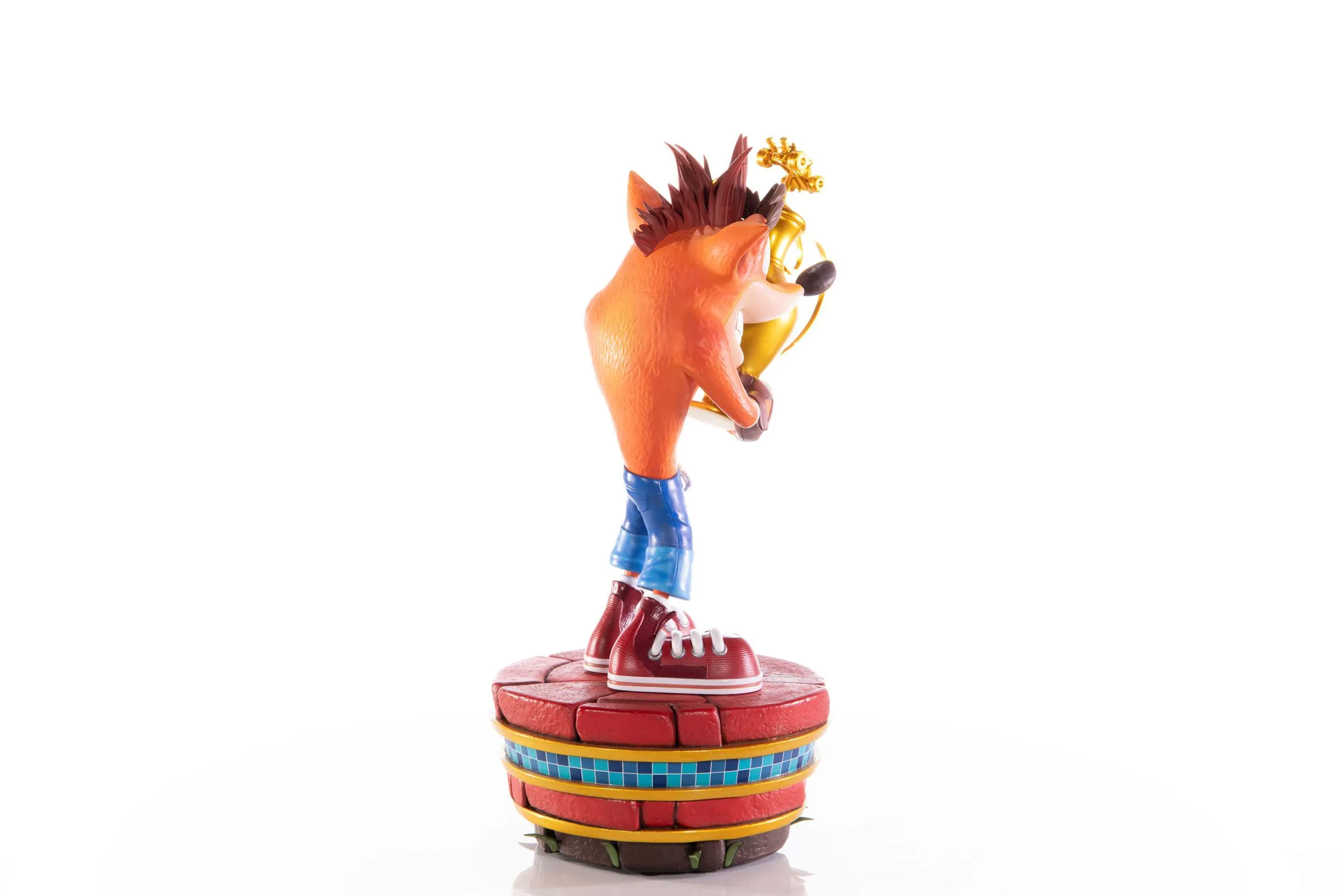 First 4 Figures Crash Team Racing Nitro-Fueled Crash (Winner) Statue