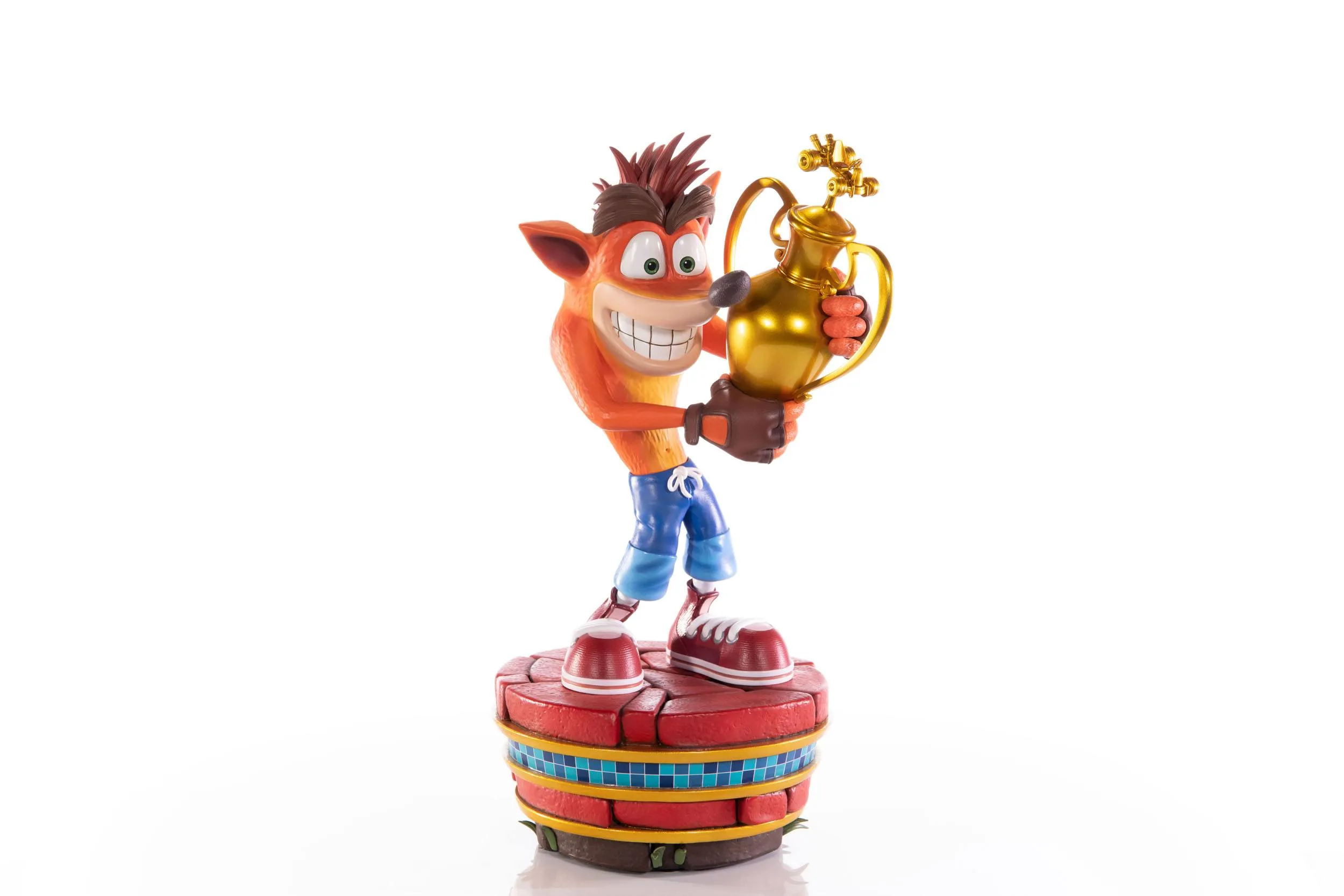 First 4 Figures Crash Team Racing Nitro-Fueled Crash (Winner) Statue