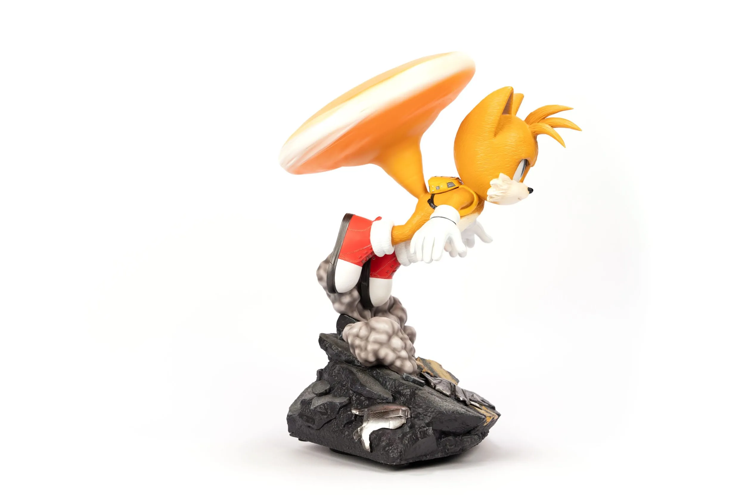 First 4 Figures Sonic the Hedgehog 2 Tails Standoff Statue