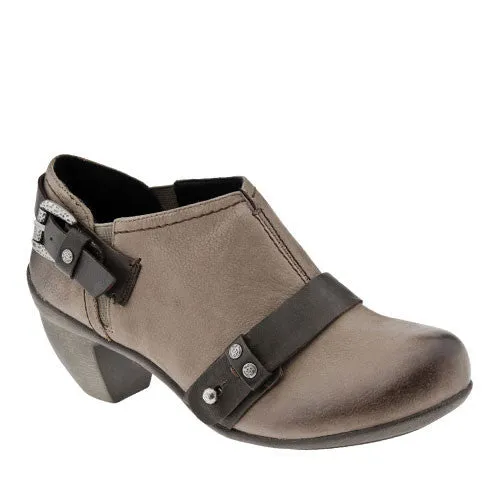 OTBT Women's El Reno Heels