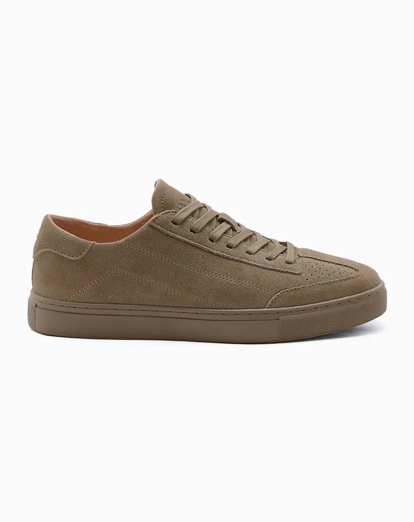 Premium Quality Retroday Low Sneakers - Classic Design