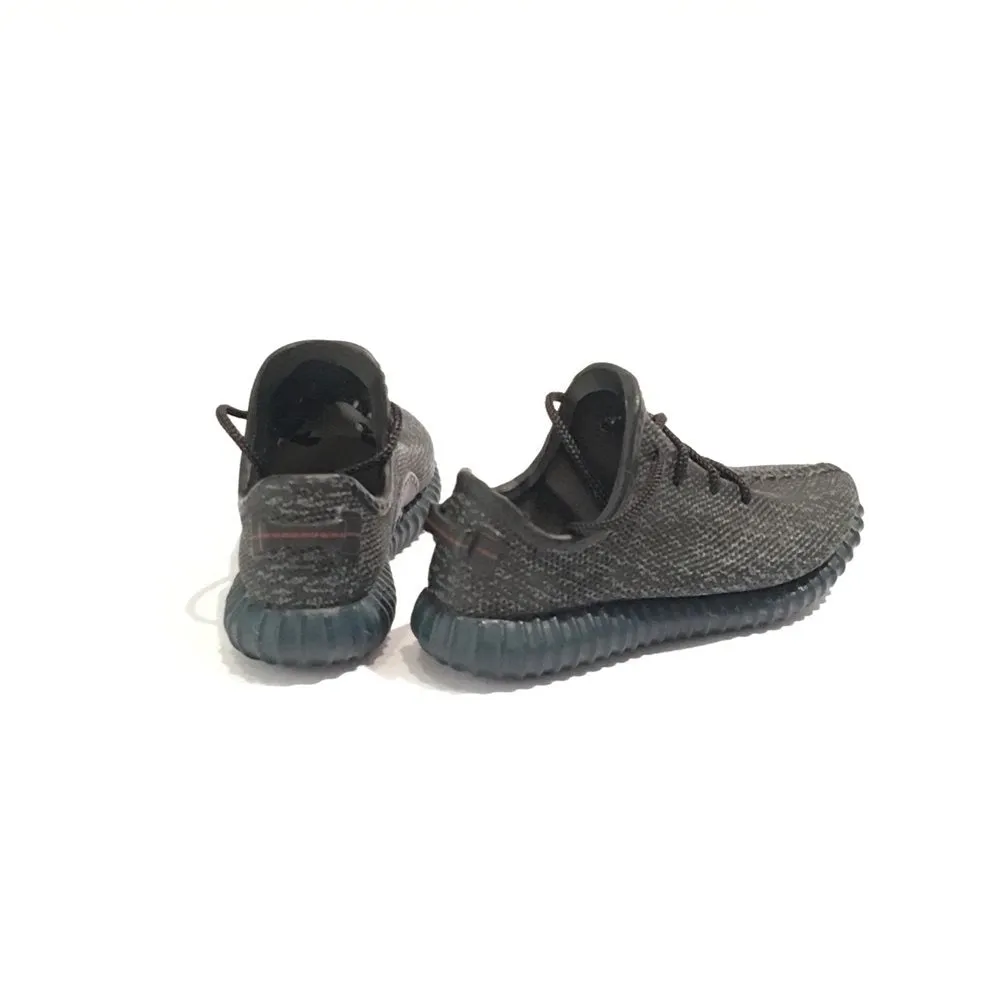 YZY Boost 350 V1 Pirate Black 3D Keychain